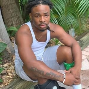 Meet your Posher, Cameron